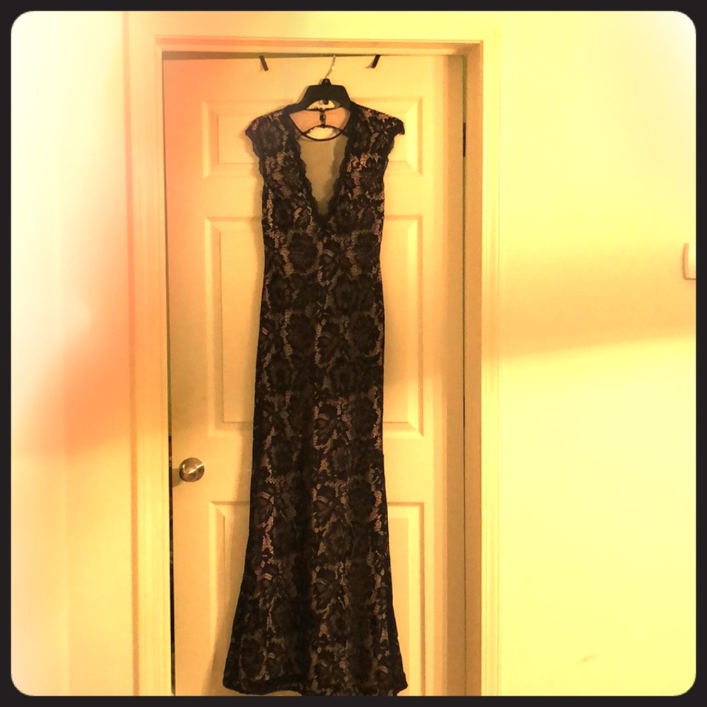 Beautiful black and nude lace evening gown size 8